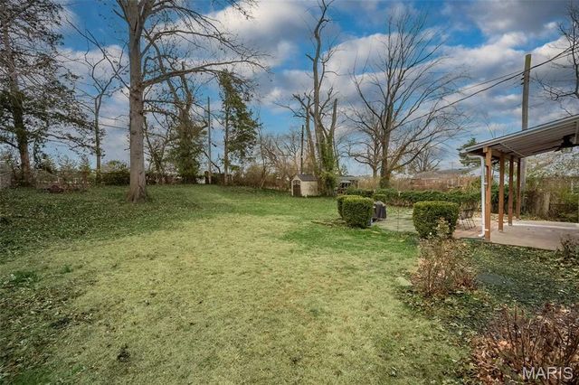 1666 Crabapple Lane, St Louis, MO 63119