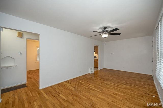 1666 Crabapple Lane, St Louis, MO 63119