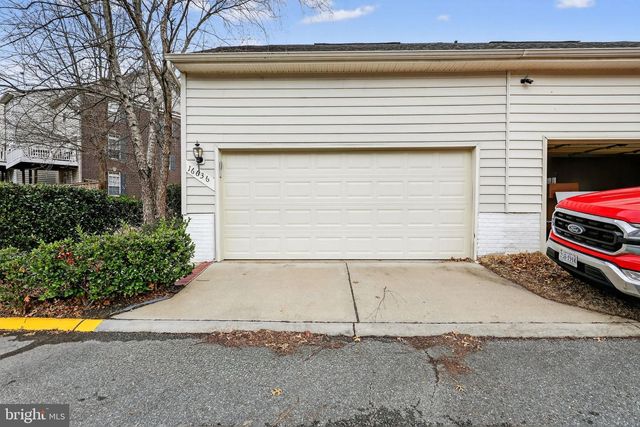 16636 BARGE CIR, Woodbridge, VA 22191