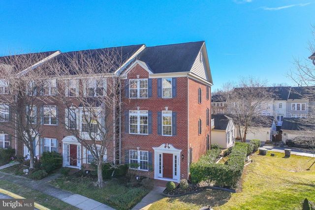 16636 BARGE CIR, Woodbridge, VA 22191