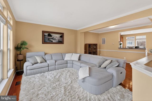 16636 BARGE CIR, Woodbridge, VA 22191