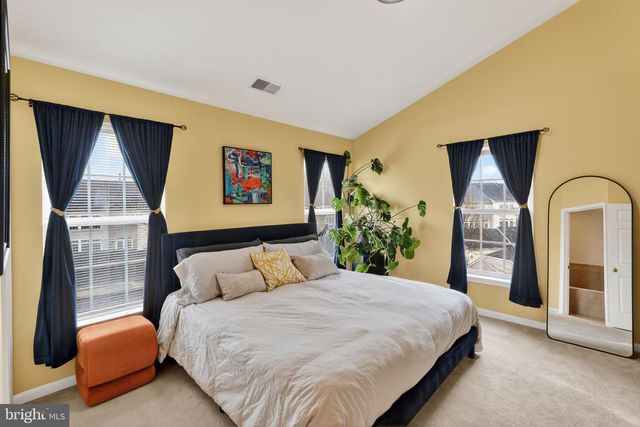 16636 BARGE CIR, Woodbridge, VA 22191