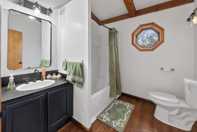 801 Newton Road, Vernon, VT 05354