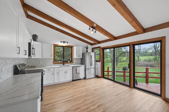 801 Newton Road, Vernon, VT 05354