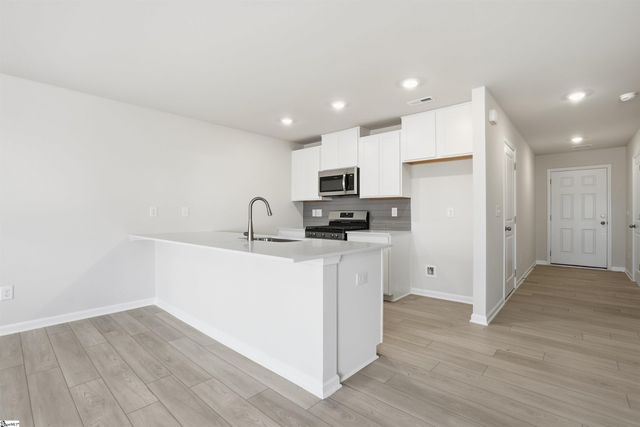 3116 Whispering Willow Court, Inman, SC 29349