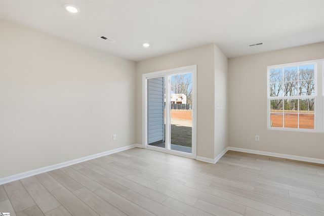 3116 Whispering Willow Court, Inman, SC 29349