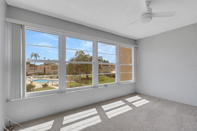 223 BUTTONWOOD CIRCLE 223, Seminole, FL 33777