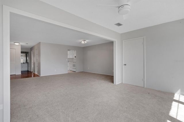 223 BUTTONWOOD CIRCLE 223, Seminole, FL 33777