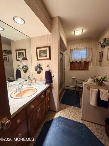 51 Adams Street, Edison, NJ 08820