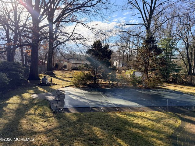 51 Adams Street, Edison, NJ 08820