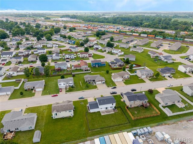 424 Edwin Drive, Dupo, IL 62239