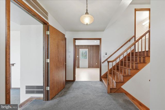 891 PAYNE RD, Winchester, VA 22603
