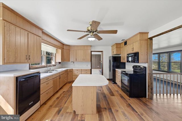 891 PAYNE RD, Winchester, VA 22603