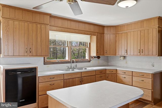 891 PAYNE RD, Winchester, VA 22603
