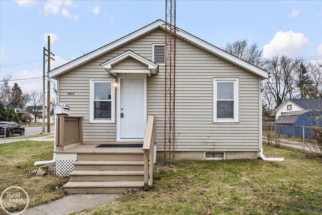 1404 Water Street, Port Huron, MI 48060