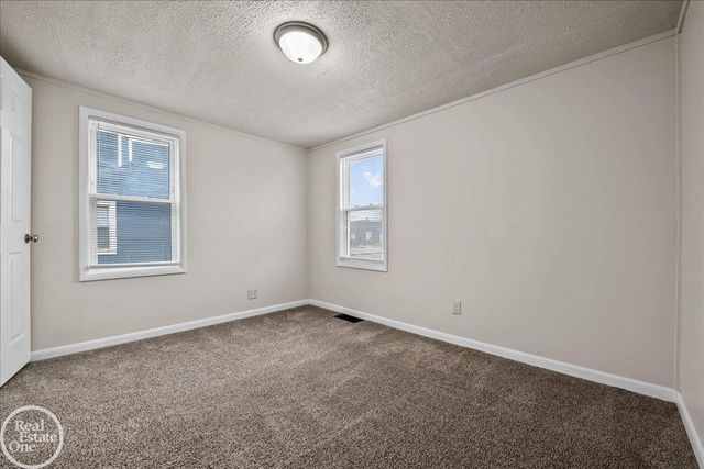 1404 Water Street, Port Huron, MI 48060