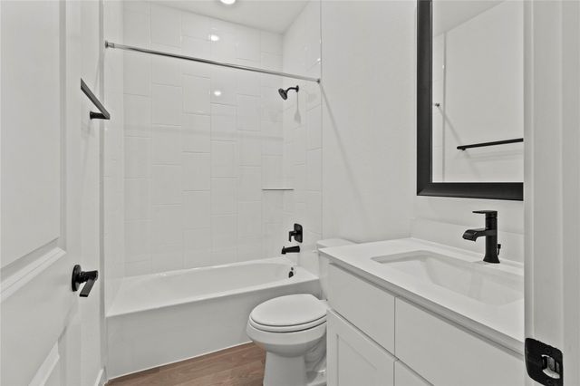 4009 Pear Tree Way, Pearland, TX 77581