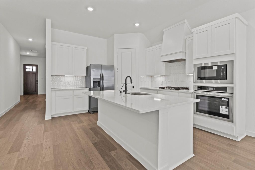 4009 Pear Tree Way, Pearland, TX 77581