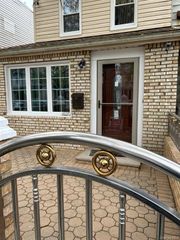 1618 E 96th Street, New York City, NY 11236