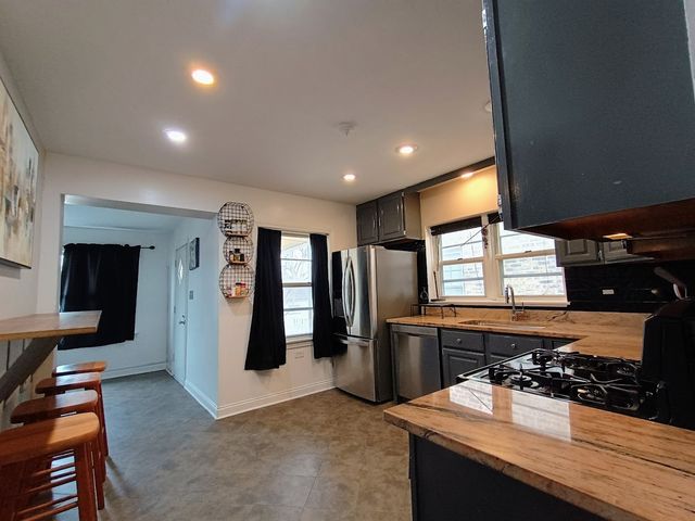 3905 N Odell Avenue, Chicago, IL 60634