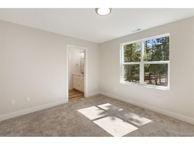 671 Bradford Dr, Woodland Park, CO 80863