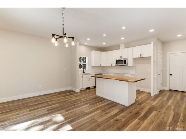 671 Bradford Dr, Woodland Park, CO 80863