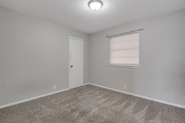 228 Lester Street, Burleson, TX 76028