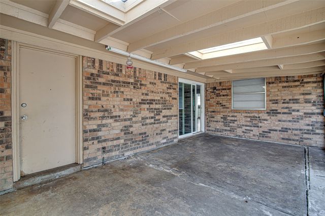 228 Lester Street, Burleson, TX 76028