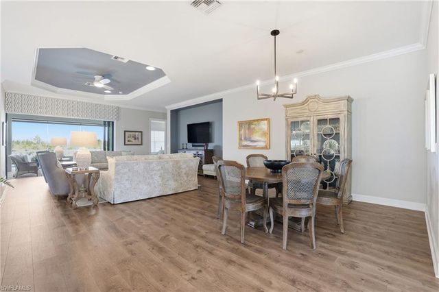 9489 Montelanico LOOP, Naples, FL 34119