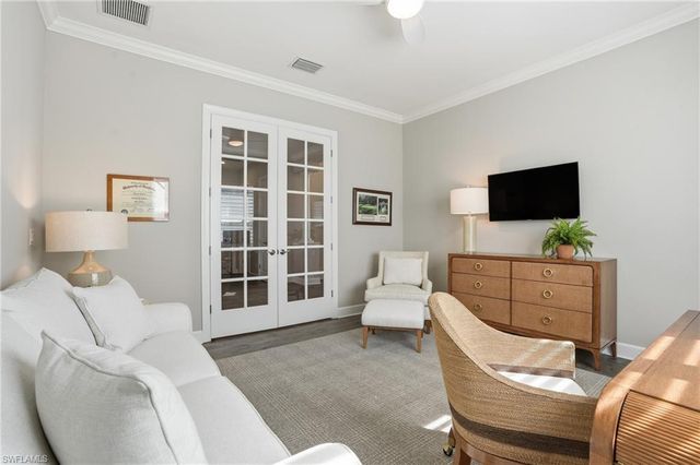 9489 Montelanico LOOP, Naples, FL 34119