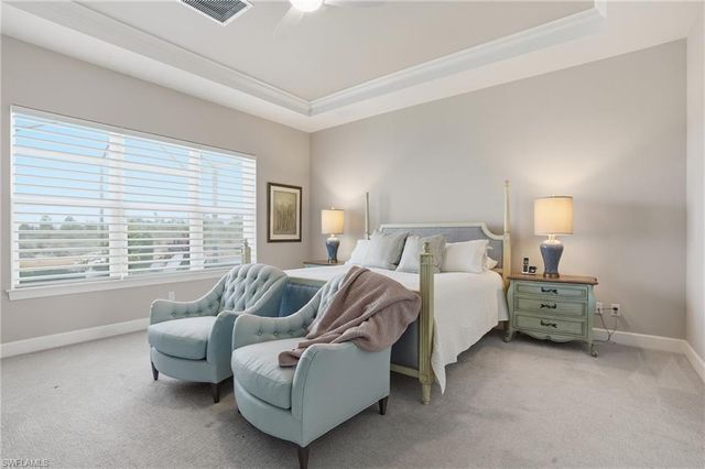 9489 Montelanico LOOP, Naples, FL 34119