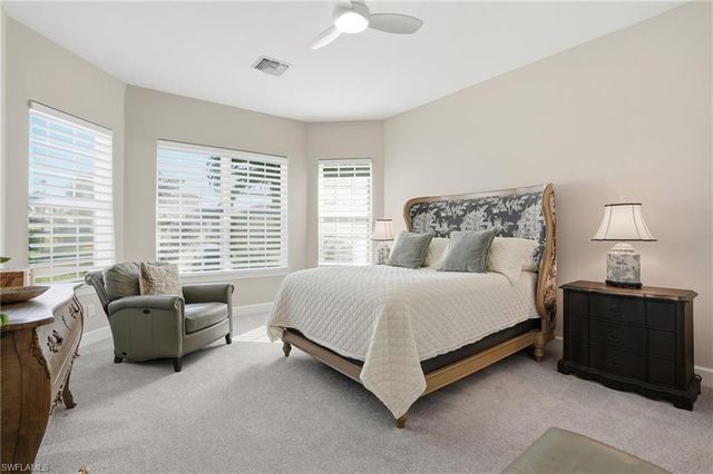 9489 Montelanico LOOP, Naples, FL 34119