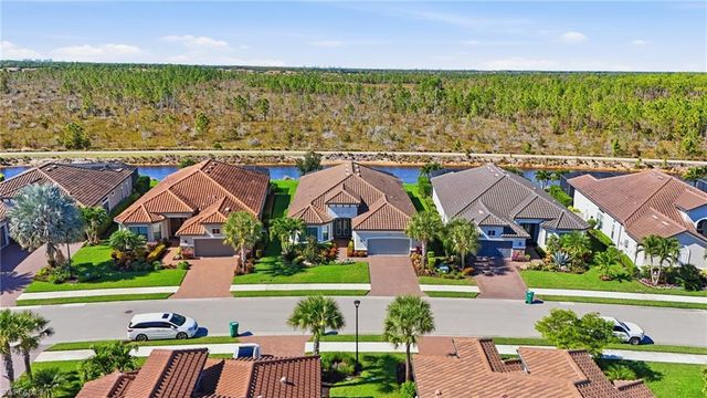 9489 Montelanico LOOP, Naples, FL 34119