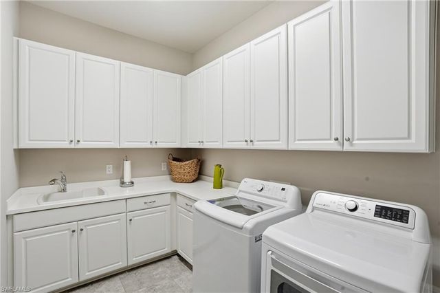 9489 Montelanico LOOP, Naples, FL 34119