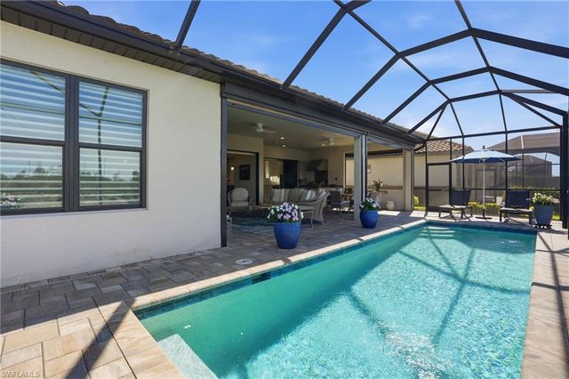 9489 Montelanico LOOP, Naples, FL 34119