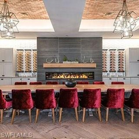 9489 Montelanico LOOP, Naples, FL 34119