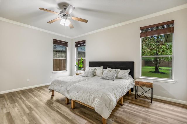 343 Drury LN, Austin, TX 78737