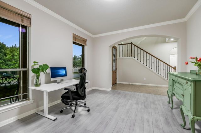 343 Drury LN, Austin, TX 78737