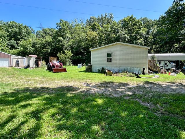 18781 Private Drive 1145, Ava, MO 65608