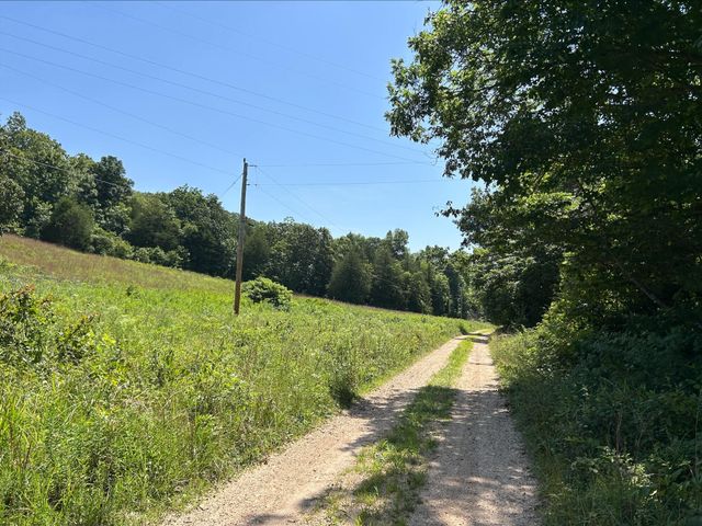 18781 Private Drive 1145, Ava, MO 65608