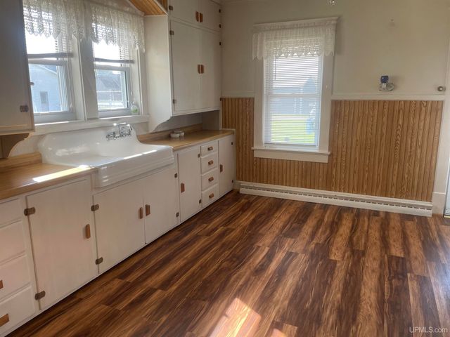 7865 Michigan Street, Rapid River, MI 49878