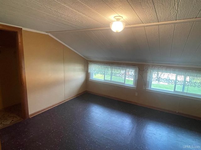 7865 Michigan Street, Rapid River, MI 49878