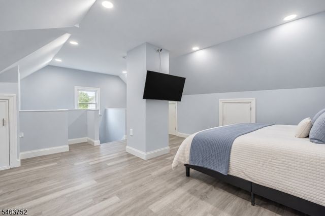 419 Locust St, Roselle Park Boro, NJ 07204