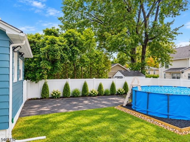 419 Locust St, Roselle Park Boro, NJ 07204