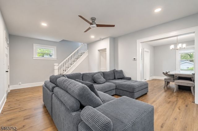 419 Locust St, Roselle Park Boro, NJ 07204