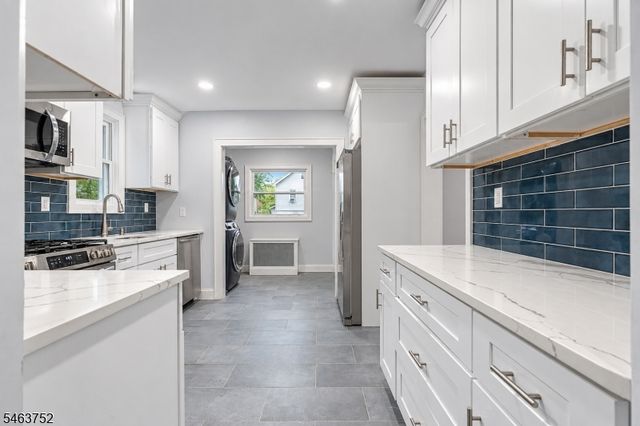 419 Locust St, Roselle Park Boro, NJ 07204