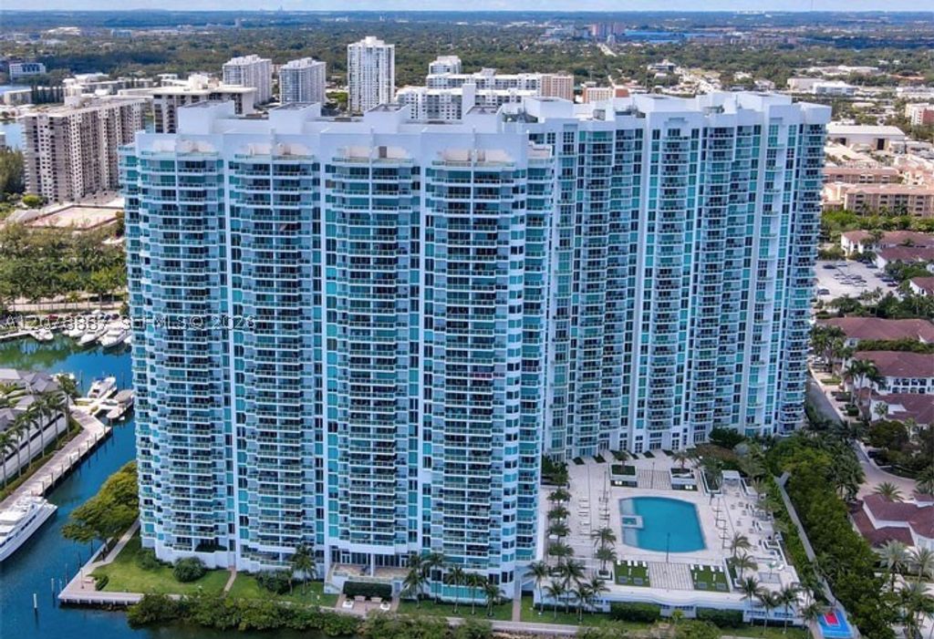 3301 NE 183rd St 1105, Aventura, FL 33160