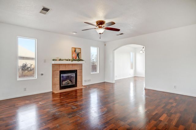 1304 Penasco Road NE, Rio Rancho, NM 87144