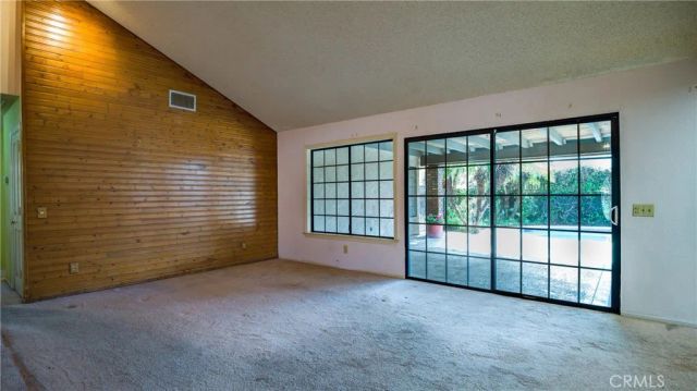 737 Dover, San Bernardino, CA 92407