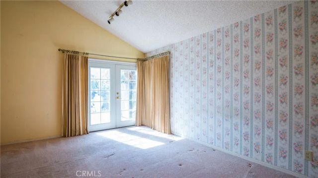 737 Dover, San Bernardino, CA 92407